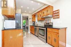 32 WINTERFOLD DRIVE | Brampton Ontario | Slide Image Seven