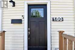 180 PROVINCE STREET N | Hamilton Ontario | Slide Image Four