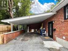8 APPLEFIELD DRIVE | Toronto Ontario | Slide Image Eight