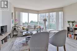 510 - 2269 LAKE SHORE BOULEVARD W | Toronto Ontario | Slide Image Four