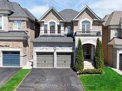 19 DANCING WATERS ROAD Brampton Ontario, L6Y 6B5
