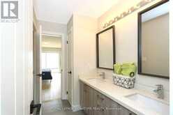 68 ROSEDALE TRAIL | Fenelon Falls Ontario | Slide Image Fifteen