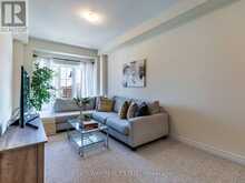 279 SKINNER ROAD N | Hamilton Ontario | Slide Image Ten
