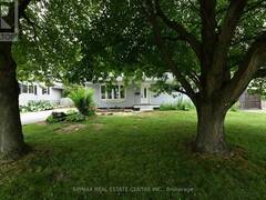 15 MILLER DRIVE Ancaster Ontario, L9G 2H9