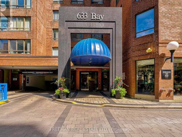 2405 - 633 BAY STREET Toronto Ontario, M5G 2G4 - 1 Bedroom Condo For Sale