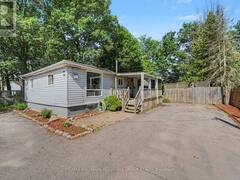 60 LAIDLAW STREET Wasaga Beach Ontario, L9Z 2L2