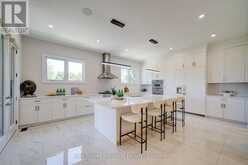 2267 SAW WHET BOULEVARD | Oakville Ontario | Slide Image Eleven