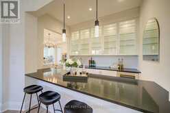 2267 SAW WHET BOULEVARD | Oakville Ontario | Slide Image Seven