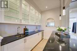 2267 SAW WHET BOULEVARD | Oakville Ontario | Slide Image Eight
