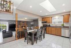 32 HIGHBURY DRIVE | Hamilton Ontario | Slide Image Nine