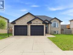 792 OAKWOOD DRIVE Port Elgin Ontario, N0H 2C4