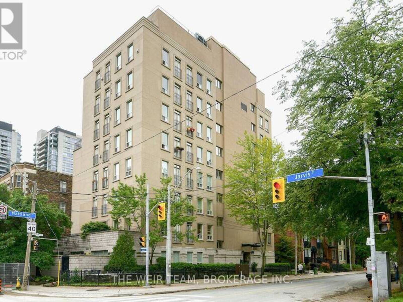 202 - 135 MAITLAND STREET, Toronto, Ontario M4Y 1E5