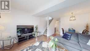 4 WILLIAM CURTIS CIRCLE | Newmarket Ontario | Slide Image Eight