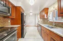 15 COG HILL DRIVE | Vaughan Ontario | Slide Image Thirteen