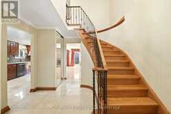15 COG HILL DRIVE | Vaughan Ontario | Slide Image Six