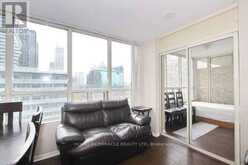 806 - 400 WEBB DRIVE | Mississauga Ontario | Slide Image Seventeen