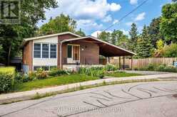 30 HARRISON AVENUE | Aurora Ontario | Slide Image Three