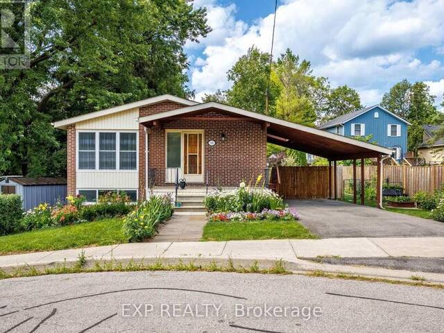 30 HARRISON AVENUE Aurora Ontario, L4G 1E1 - Property For Sale