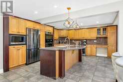 6200 OSPREY BOULEVARD | Mississauga Ontario | Slide Image Sixteen