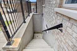 3469 POST ROAD | Oakville Ontario | Slide Image Forty-four