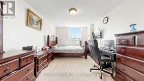 915 - 20 EDGECLIFF GOLFWAY | Toronto Ontario | Slide Image Twenty-three