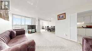 915 - 20 EDGECLIFF GOLFWAY | Toronto Ontario | Slide Image Six