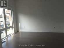 31 GLOBEMASTER LANE | Richmond Hill Ontario | Slide Image Fifteen