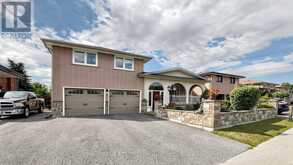 70 BACK STREET | Bradford West Gwillimbury Ontario | Slide Image Two