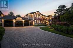 82 WESTWOOD LANE | Richmond Hill Ontario | Slide Image One