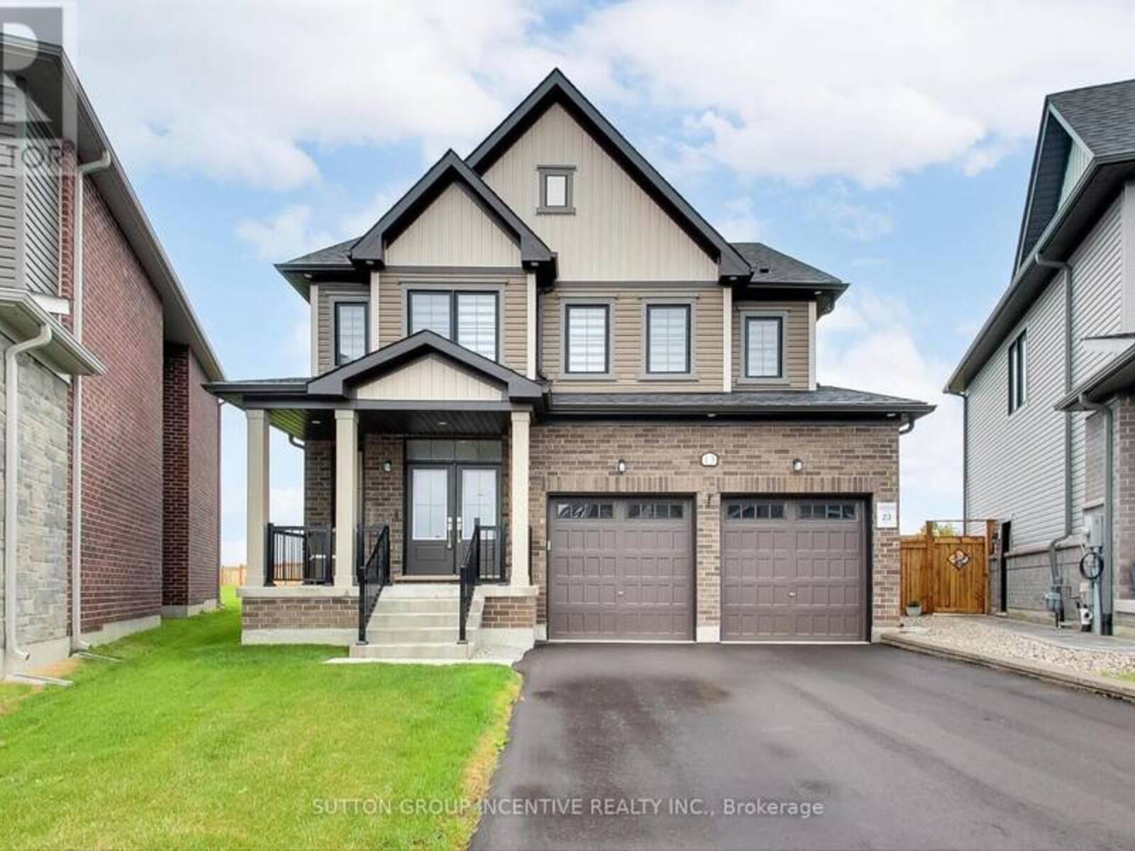 13 ABBEY CRESCENT, Barrie, Ontario L9J 0W9