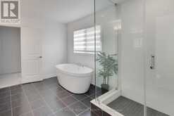 13 ABBEY CRESCENT | Barrie Ontario | Slide Image Eighteen