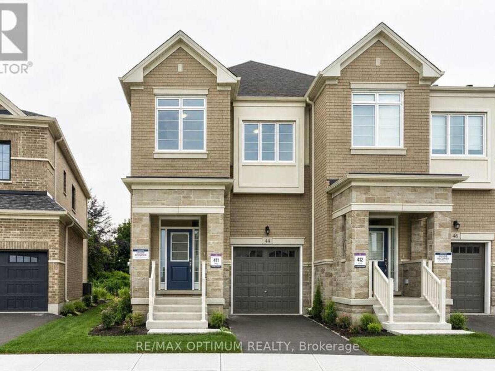 44 BERMONDSEY WAY, Brampton, Ontario L6Y 6K9
