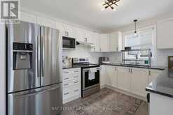 213 HAWTHORNE ROAD | London Ontario | Slide Image Thirteen