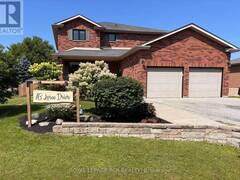 16 LOREE DRIVE Adjala-Tosorontio Ontario, L0M 1J0