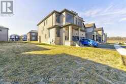 1454 UPPER THAMES DRIVE | Woodstock Ontario | Slide Image Eight