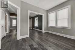 433 LYDIA STREET | Sarnia Ontario | Slide Image Four