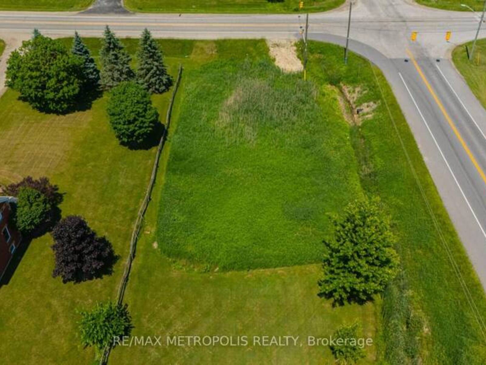 7462 WELLINGTON 11 ROAD, Mapleton, Ontario N0G 2K0