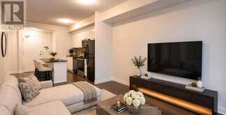 517 - 15 BRUYERES MEWS | Toronto Ontario | Slide Image Two