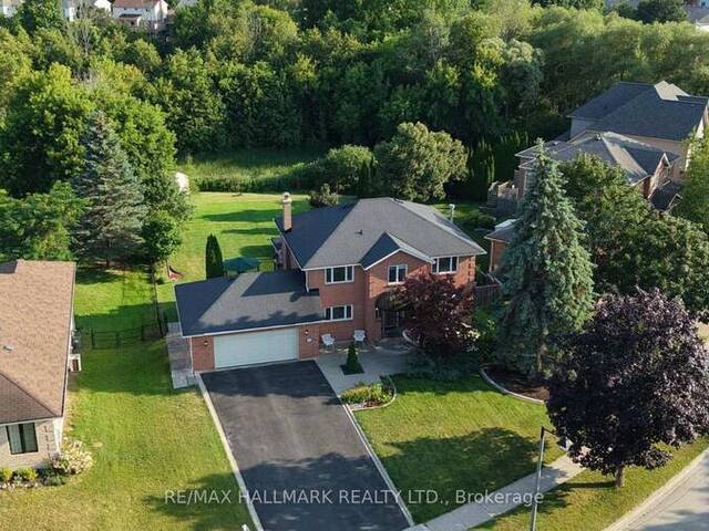97 THOMPSON DRIVE East Gwillimbury Ontario, L9N 1E2 - 5 Bedrooms Home For Sale