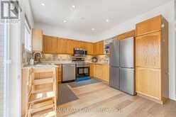 69 SUMMERSET DRIVE | Barrie Ontario | Slide Image Twelve