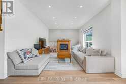 69 SUMMERSET DRIVE | Barrie Ontario | Slide Image Nine