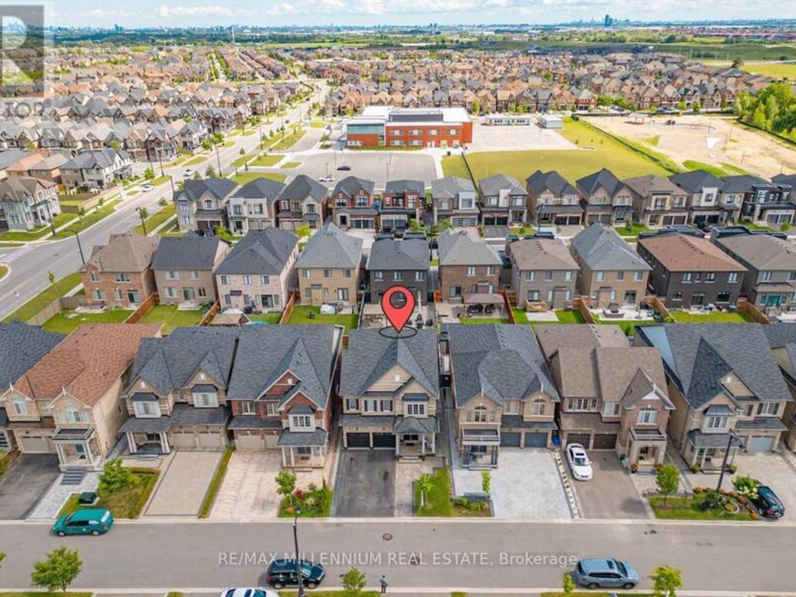 18 BOONE CRESCENT, Vaughan, Ontario L4H 4V1