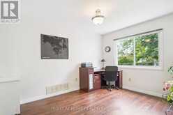309 AMBERLY BOULEVARD | Ancaster Ontario | Slide Image Sixteen