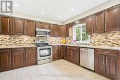 309 AMBERLY BOULEVARD | Ancaster Ontario | Slide Image Seven