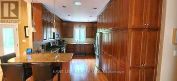 110 MONCK SQUARE | Deep River Ontario | Slide Image Nine