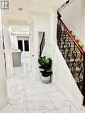 39 LAIDLAW DRIVE | Barrie Ontario | Slide Image One