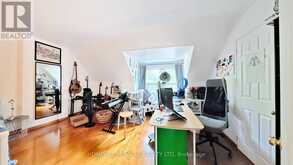 121 MEDLAND STREET | Toronto Ontario | Slide Image Nineteen