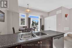 4119 PALERMO COMMON | Burlington Ontario | Slide Image Twelve