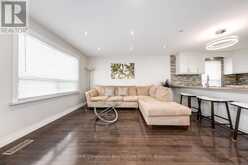 19 GRANITE STREET | Toronto Ontario | Slide Image Ten