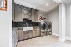 597 OLD YORK ROAD | Burlington Ontario | Slide Image Twenty-four